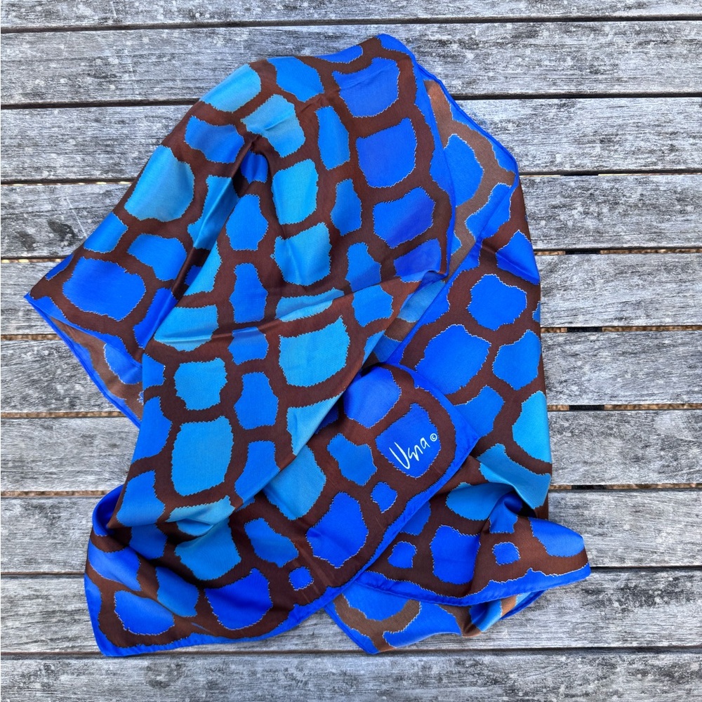 Five vintage vera scarves blues browns purple - Picture 4 of 6